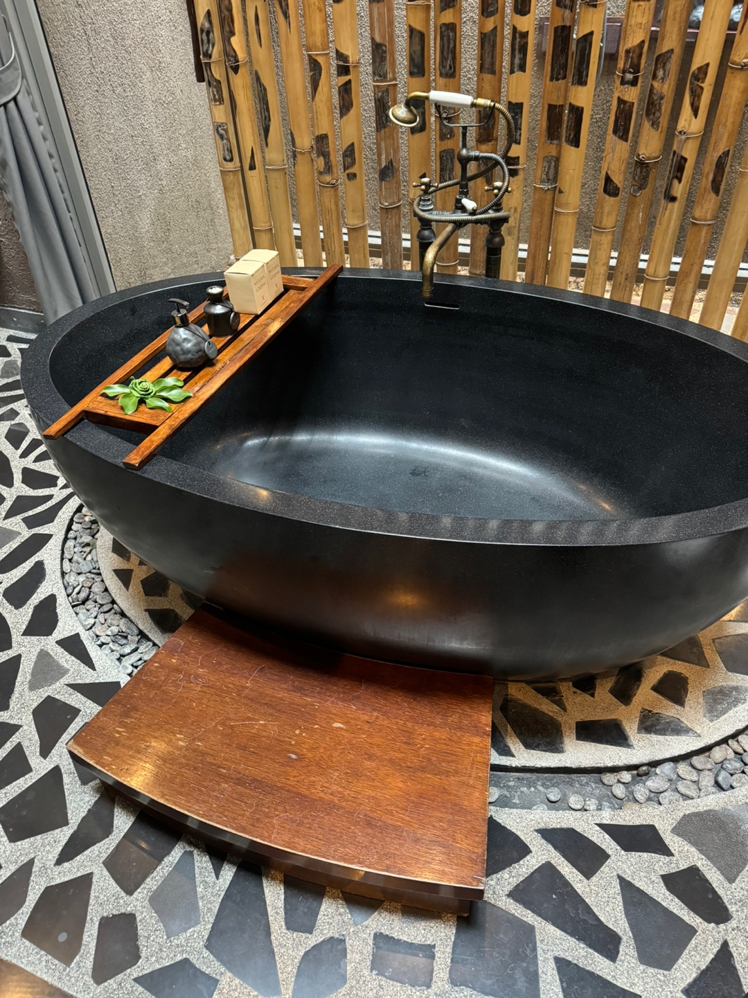 Clay Pool Cottage room