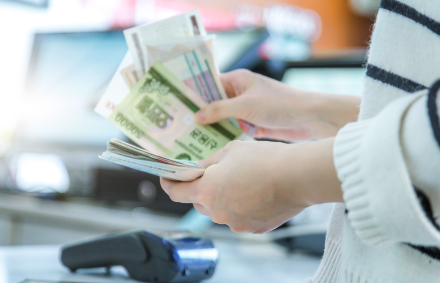 해외에서 환전하는 최적의 방법! 수수료 절약하는 꿀팁