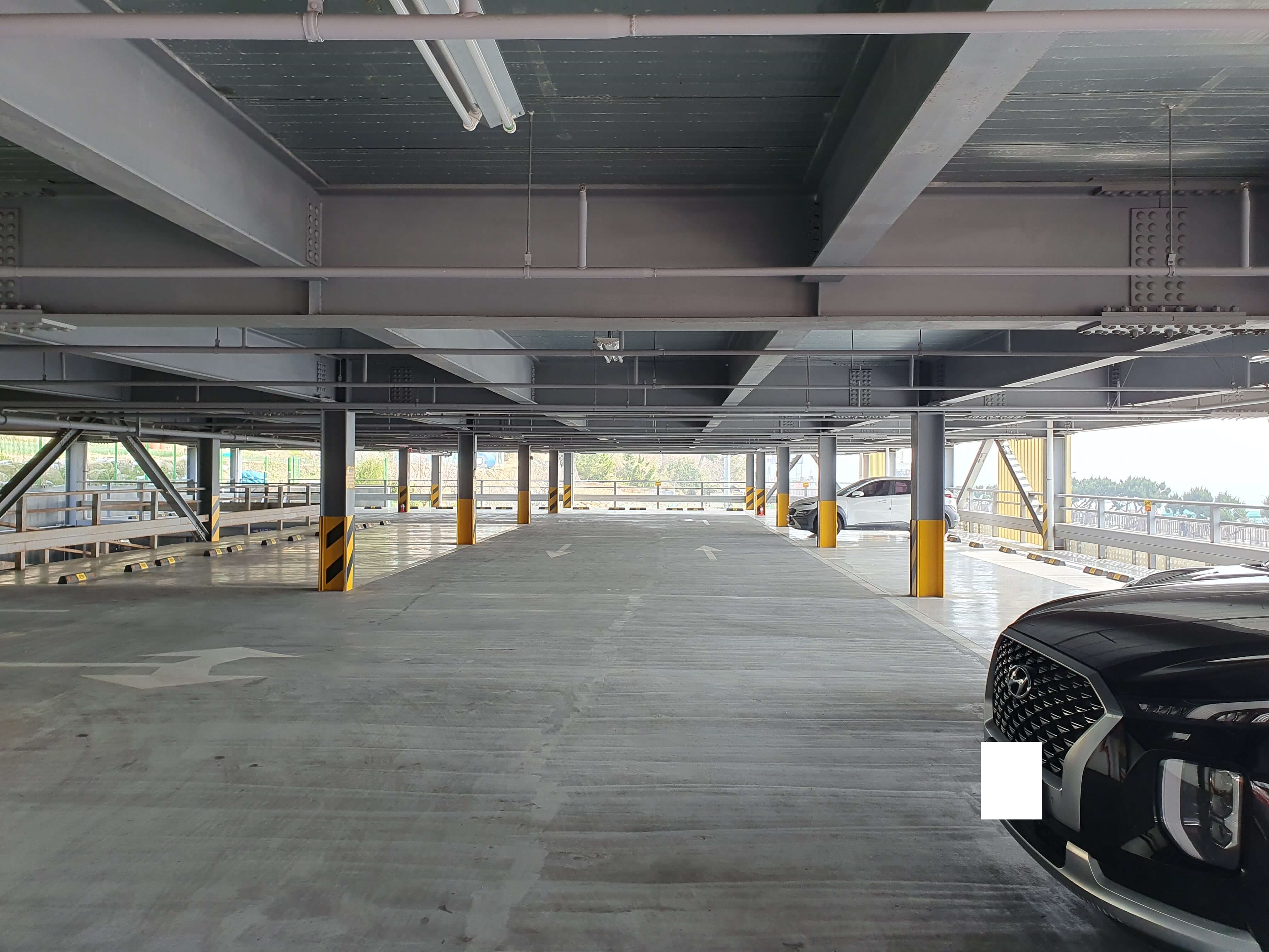 청사포 공영주차장(해운대해수욕장) 2층 모습