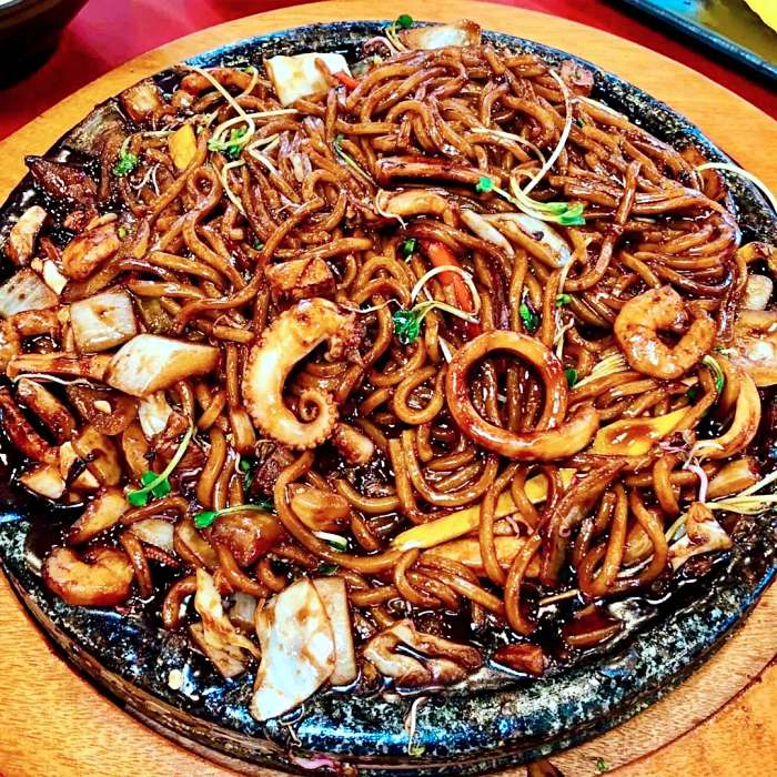 굿모닝 투데이 부산 경마공원 불향 해물 돌짜장 맛집