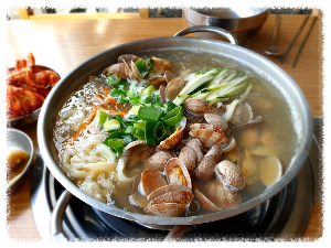 103손칼국수와49고기냉면