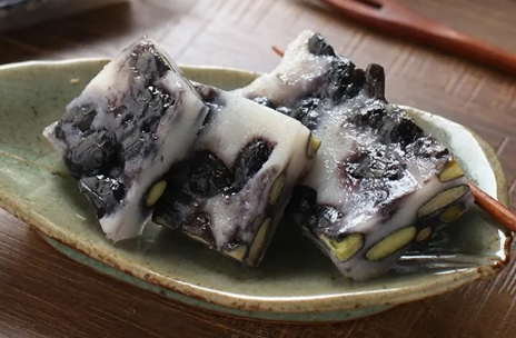 한국의 떡 종류 콩떡