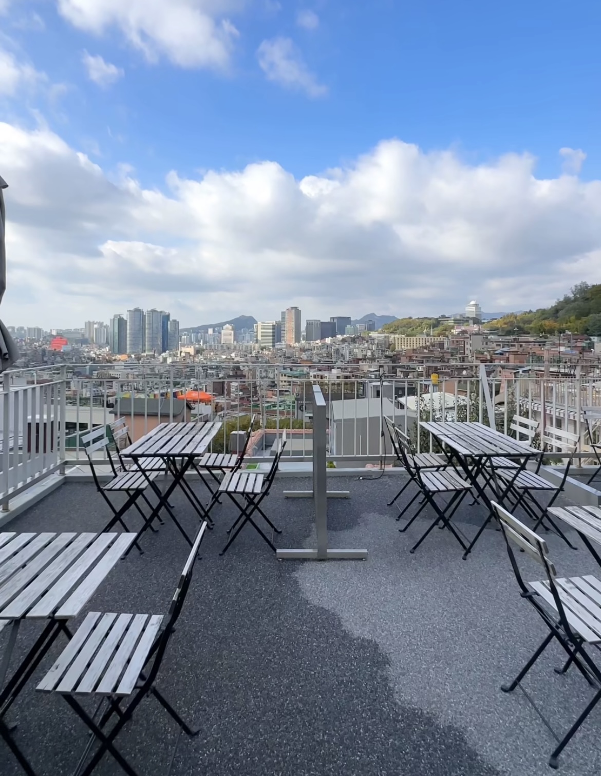 서울 뚜벅이 데이트 코스 추천|후암동 108계단 → 해방촌 → 이태원 관련사진