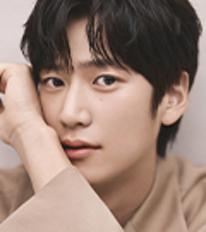 나인우