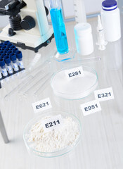 아스파탐 발암물질과 위험도 및 1일 섭취량&amp;#44; 아스파탐이 단맛을 내는 이유 등 여러가지를 알아봤습니다. 아스파탐의 모든것! 과연 얼마나 섭취해야 하는 걸까요?