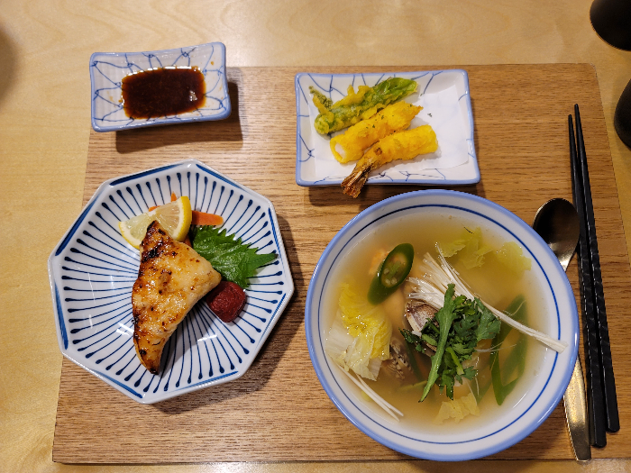 메로구이, 새우튀김, 스이모노