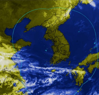 장마전선 근황.jpg