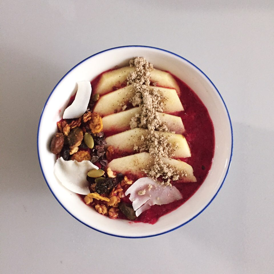 비트와 사과 등으로 직접 만든 로푸드