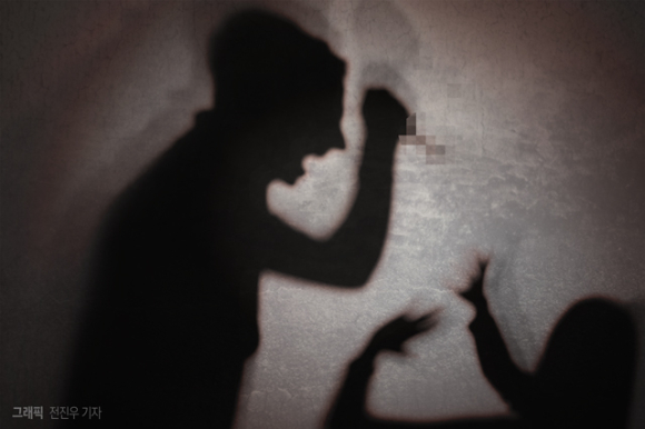 눈이 마주친 것으로 시비가 붙은 이웃에게 흉기를 휘둘러 살해하려 한 60대 남성이 징역 4년과 치료감호를 선고받았다. 본 기사와 무관한 이미지. [사진=뉴시스]