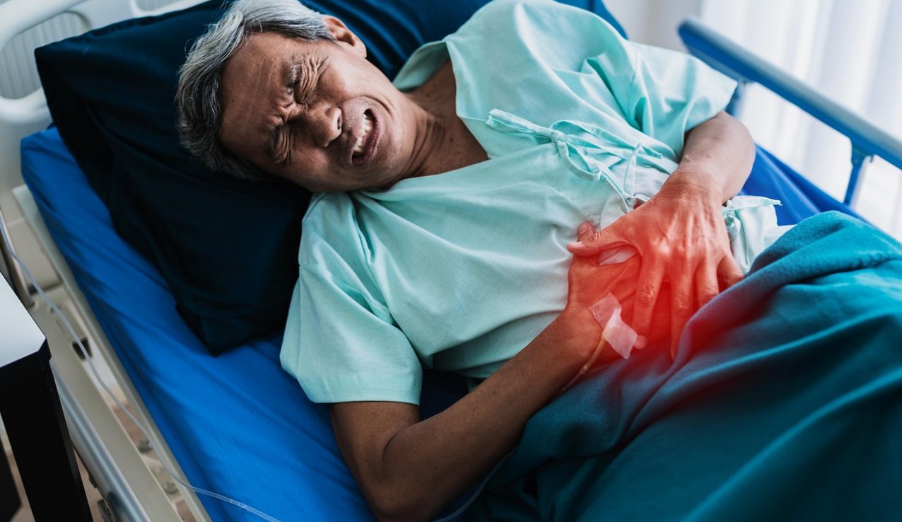 '마비성 장폐색' 여름철 복통 주의