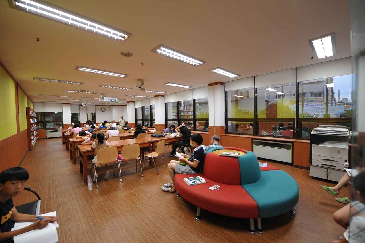 수원시립중앙도서관