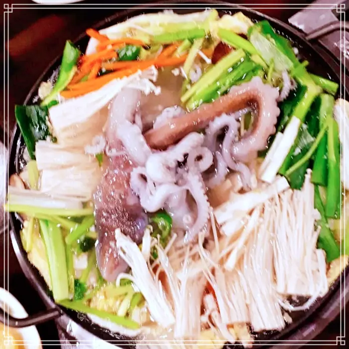 화성 백미리 마을, 궁평 유원지, 솔밭 맛집 직접 잡은 뻘낙지, 낙지볶음