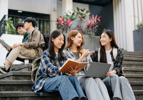충청북도 대학생 학자금대출 이자지원 지원대상 신청기간 신청방법 충청북도학자금대출 대학생대출혜택 등록금이자지원