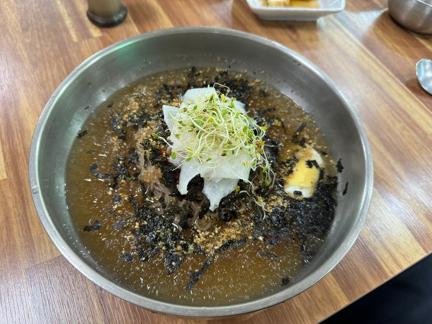물막국수
