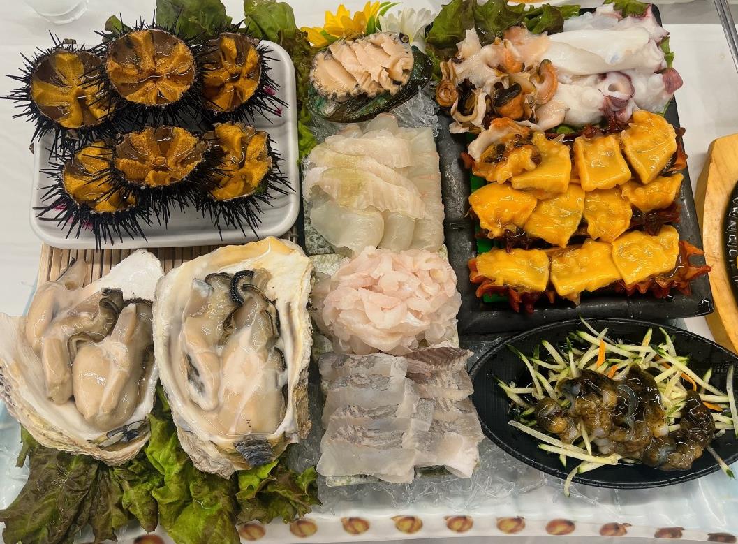 동네한바퀴 영덕 머구리형제 횟집 해산물