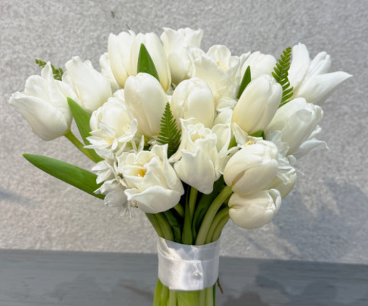 하얀 프리지아 꽃말