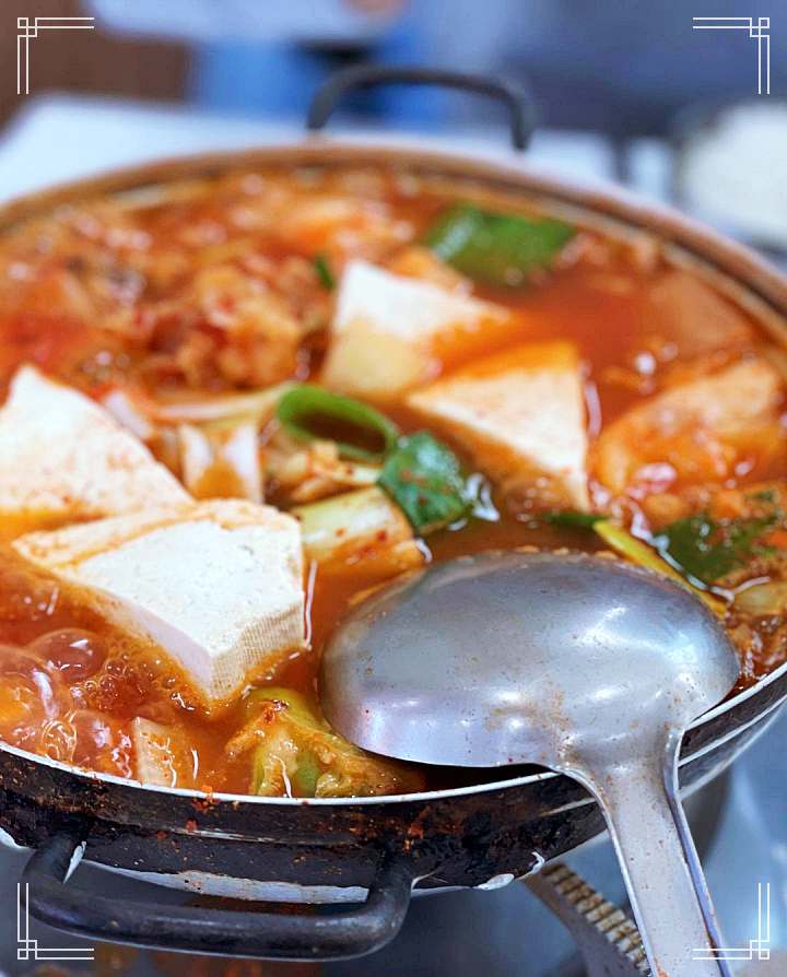 이만기 동네한바퀴 곰치국 묵은지 곰치김치국 해장국 강원 양양 맛집 소개