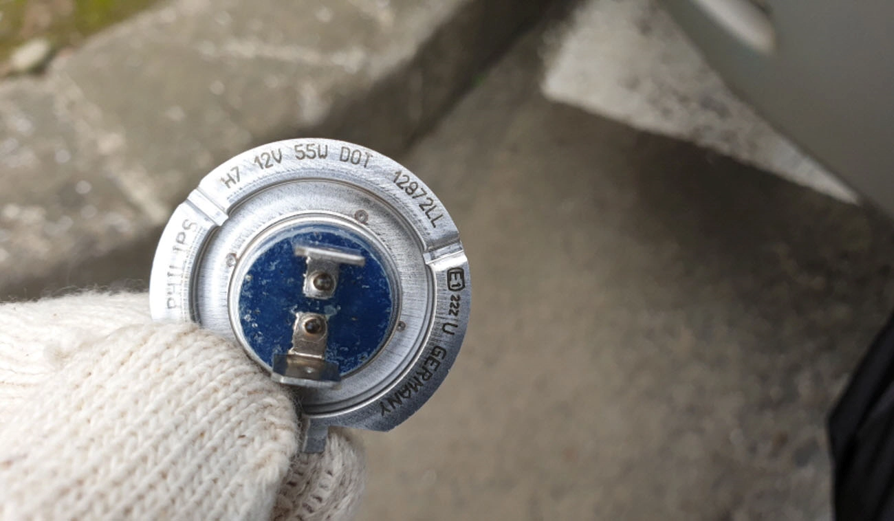 아반떼 헤드라이트 램프 규격