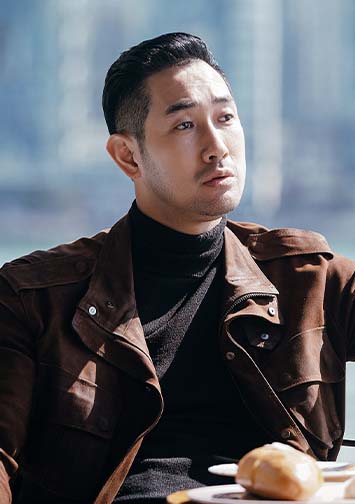 브래드송(아키라 배우)