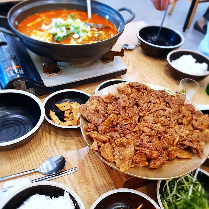 생방송오늘저녁 숯불고기 불백 김치찌개 백반 월 매출 1억 원 대박 난 1+1 가성비 혜자 메뉴 참숯 석쇠불고기 자가도정 쌀밥 화성 융건릉 맛집 추천