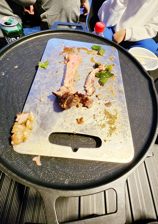 순식간에 뼈만남은 토마호크