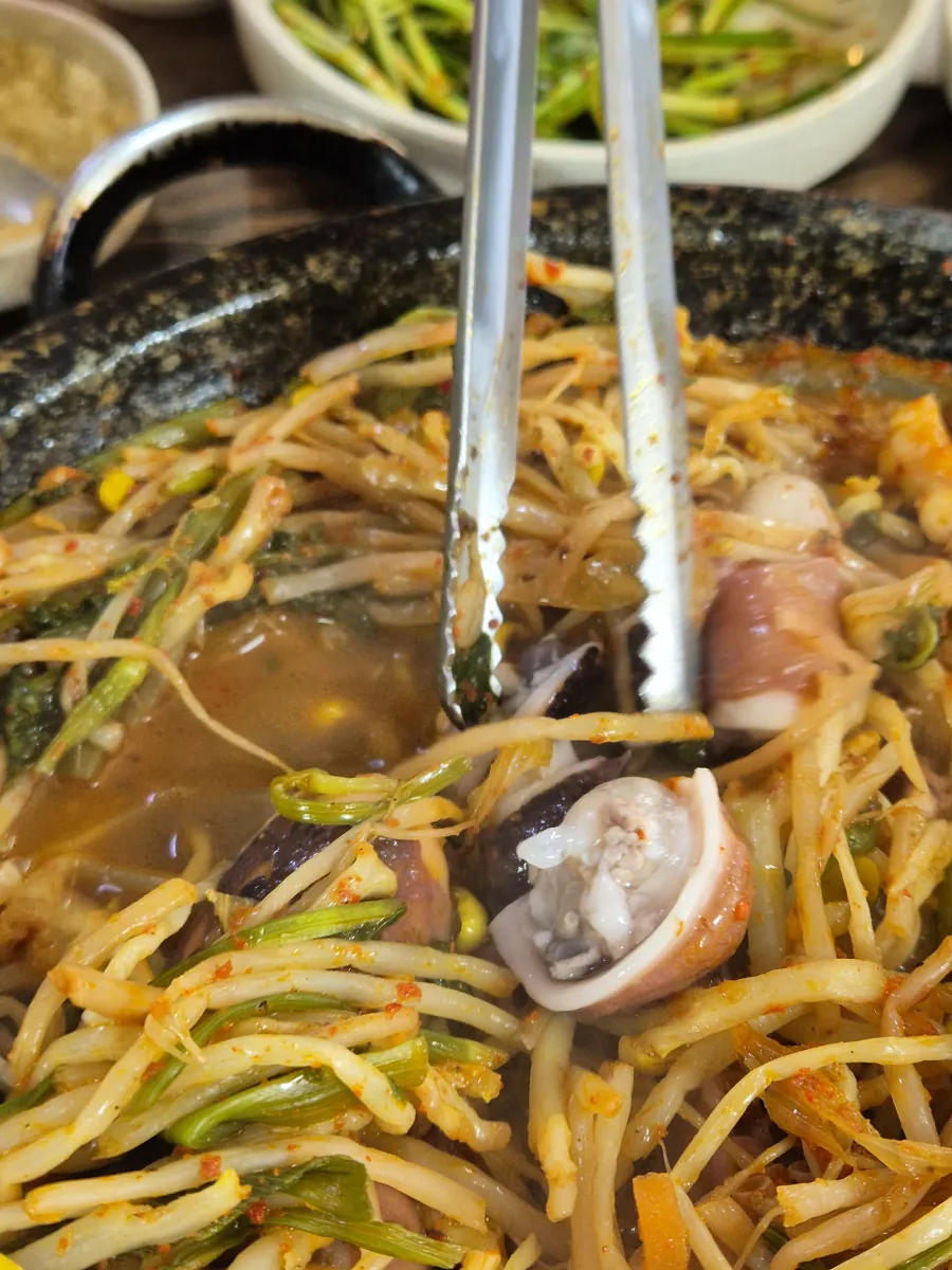 여름 보양식 추천 낙지 볶음밥