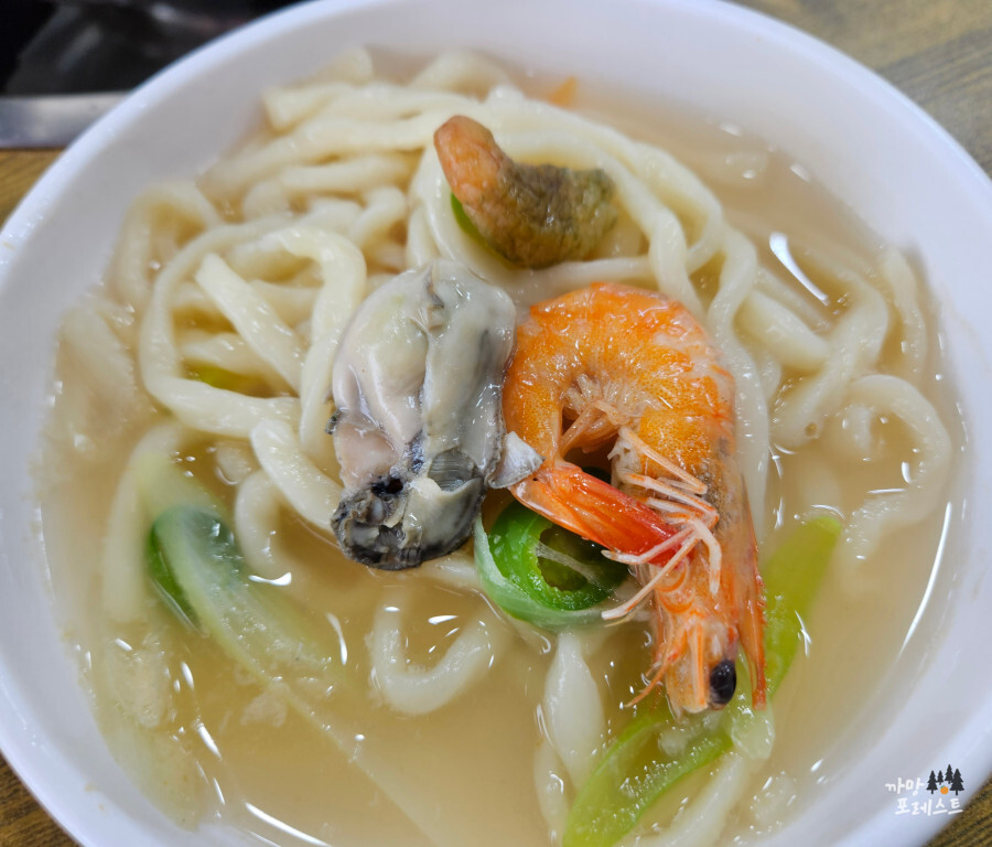 백청우 칼국수 봉담점 해물 국수