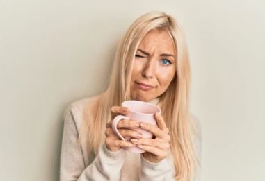 팔자주름 생기는 원인