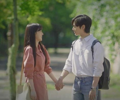 다정한 부부의 사진