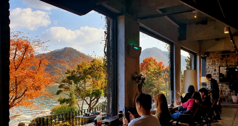 남양주-리버뷰-카페-대너리스