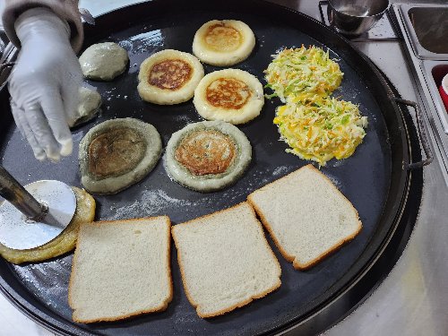 옥수수호떡과토스트