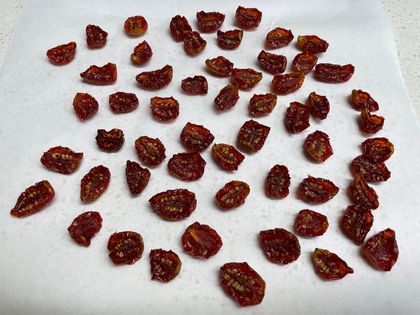 썬드라이 토마토 - 다 구워진 토마토는 식히기