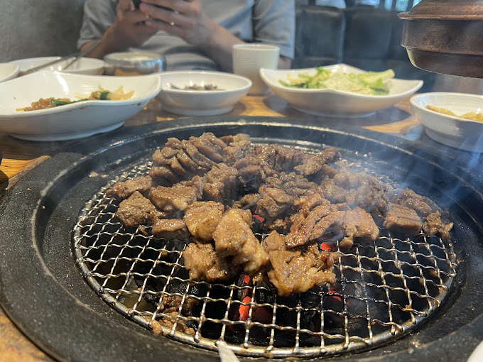 판교 돼지고기집 '천지연'