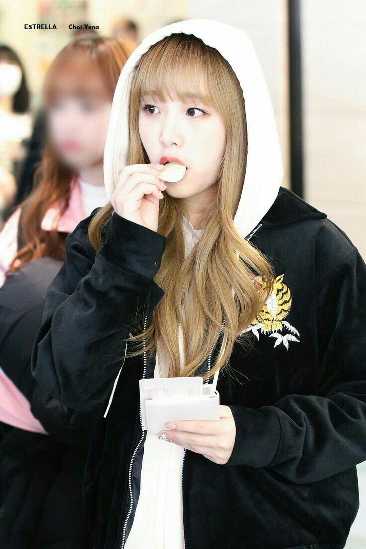 아이즈원 최예나 귀여운 매력어필