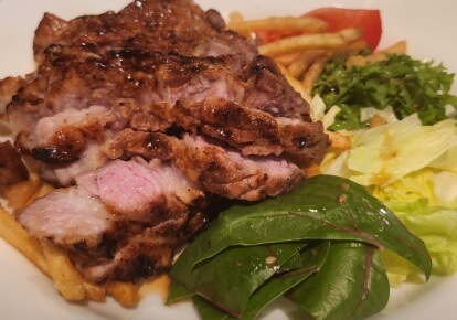 생생정보 오늘 또 방문 스타밥집 영화 친구 배우 서태화 추억의 맛 명동 함박스테이크 맛집 그릴데미그라스