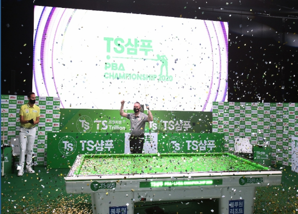 당구4대 천왕 가운데 1명으로 PBA 대회 출범부터 참여하여 PBA발전에 크게 기여한 프레드릭 쿠드롱 선수. 준우승자는 필리포스 카시도코스타스(그리스)