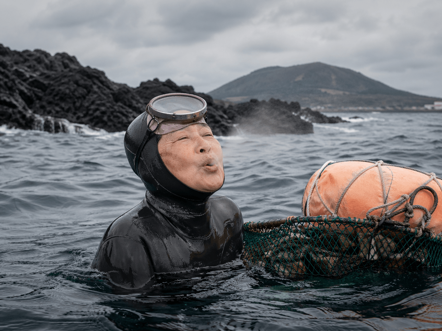 제주 해녀는 왜 산소통 없이도 물질을 할 수 있을까