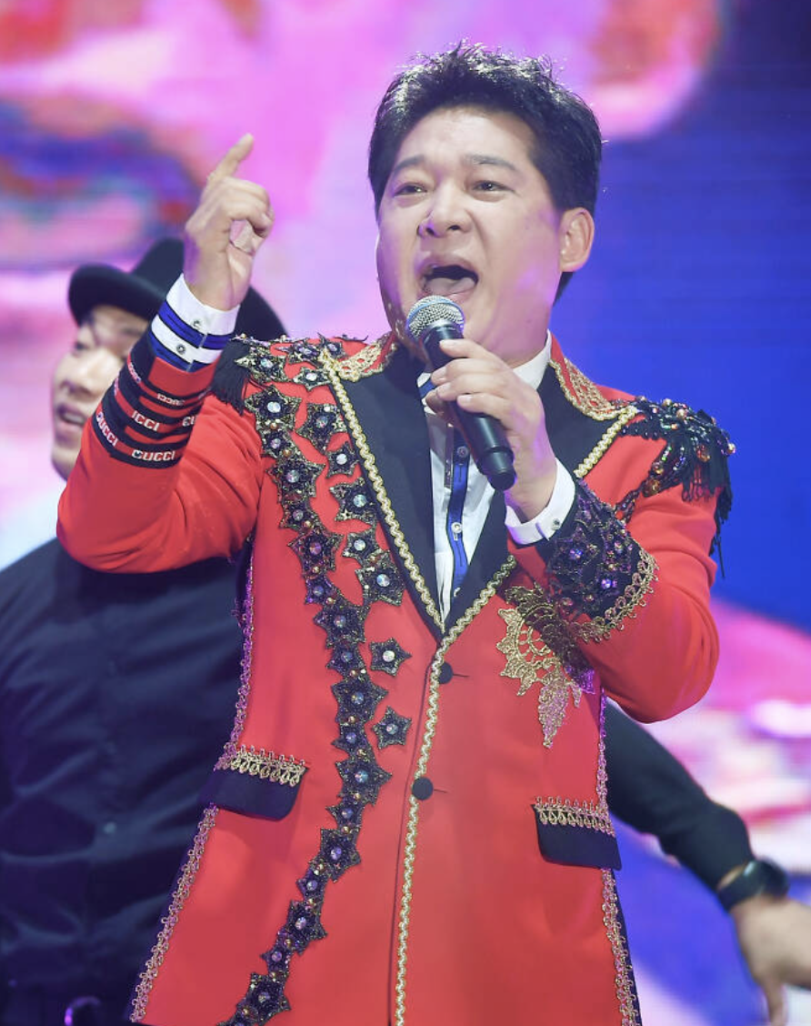 박상철 무대 의상