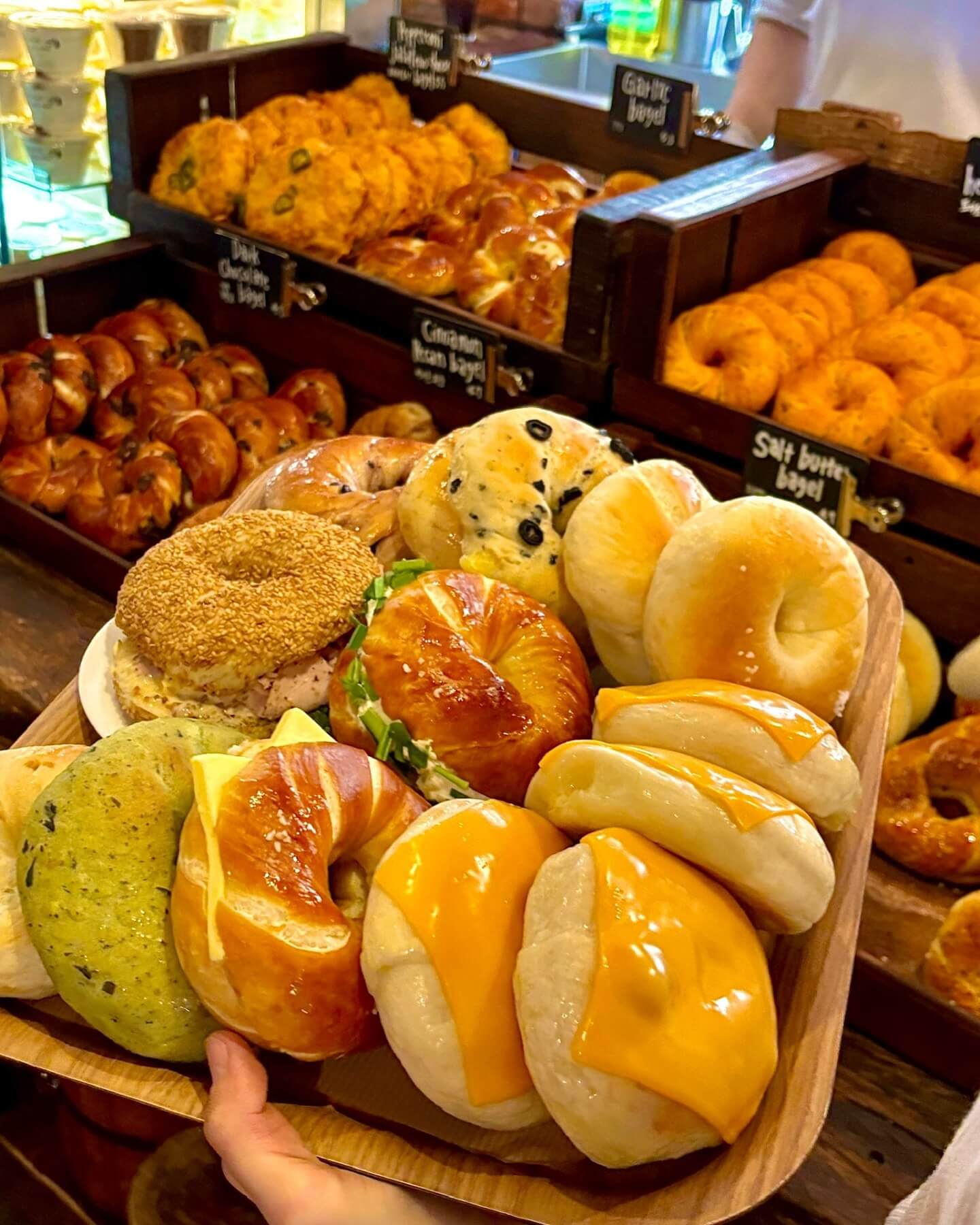 런던베이글뮤지엄 안국점 확장 임시휴업