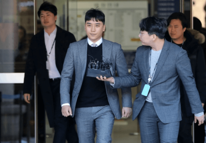 승리-해외원정도박-검찰출두사진