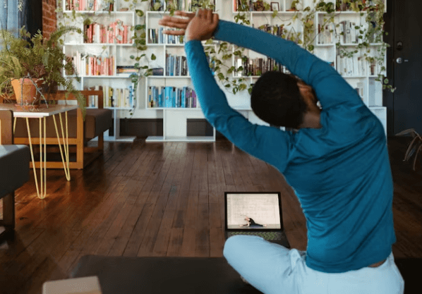 초보자 홈트 루틴: 층간 소음 없는 30분 전신 근력 운동