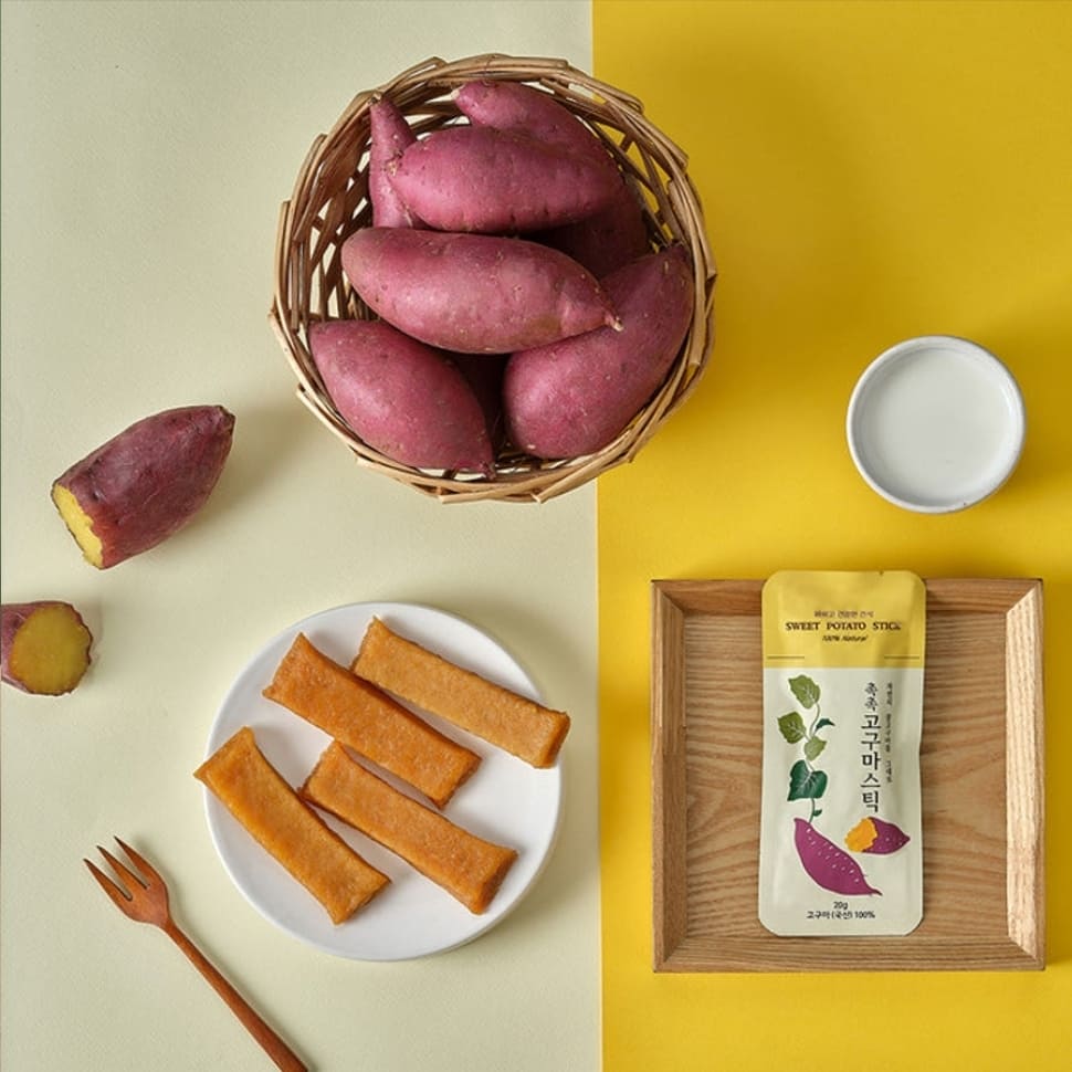 시니어 건강 간시 추천 best4(두유, 고구마, 치즈, 요거트와 블루베리)