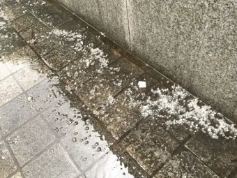 우박 예보 차량 보호 담요 준비 주차 위치 팁_7