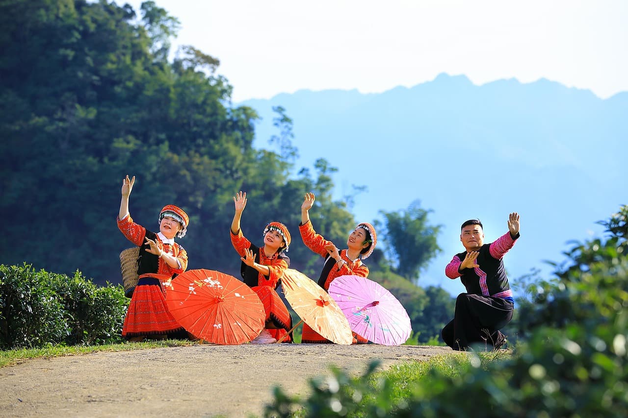태국 몽족(Hmong)의 수공예 문화와 민속 의복