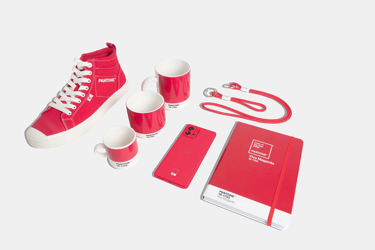 2023년 팬톤 올해의 컬러 비바 마젠타 라이프스타일 오브제
