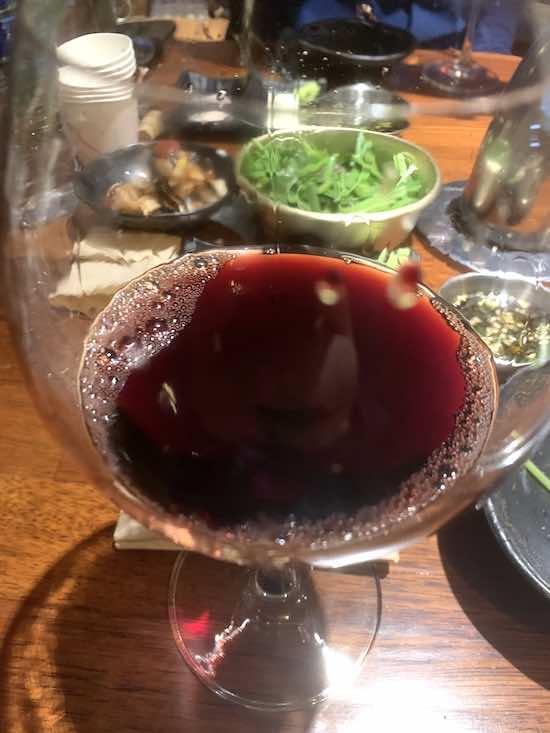 Ch&acirc;teau Pradeaux Rouge 2010의 색