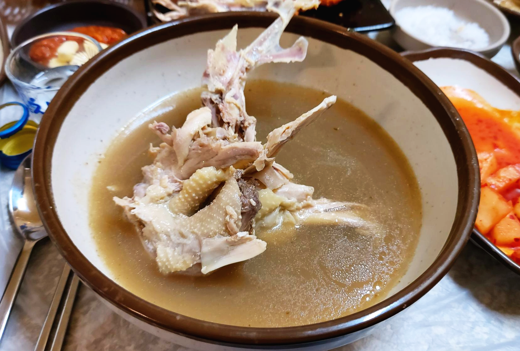 경북 청송군 서울여관식당 백숙 한 그릇