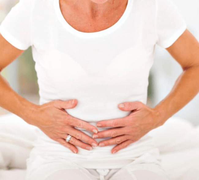 배가-아픈-여자