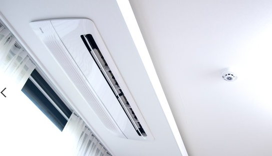 무더운 여름 맞이 에어컨 청소하는 방법