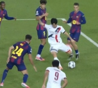 챔피언스리그 2라운드 : 바르셀로나 vs PSG 경기 시간